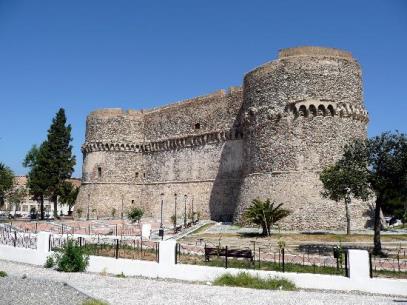 castello di Reggio C.jpg